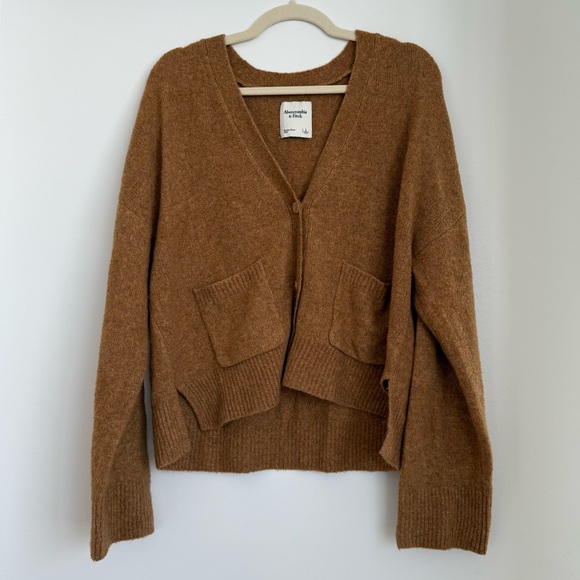 Abercrombie & Fitch Sweaters - Abercrombie & Fitch Rust Brown V-Neck Pocket Cardigan